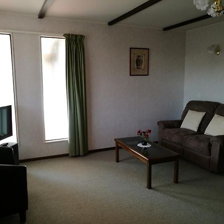 Hacienda Motel Invercargill Bagian luar foto