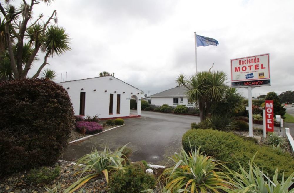 Hacienda Motel Invercargill Bagian luar foto
