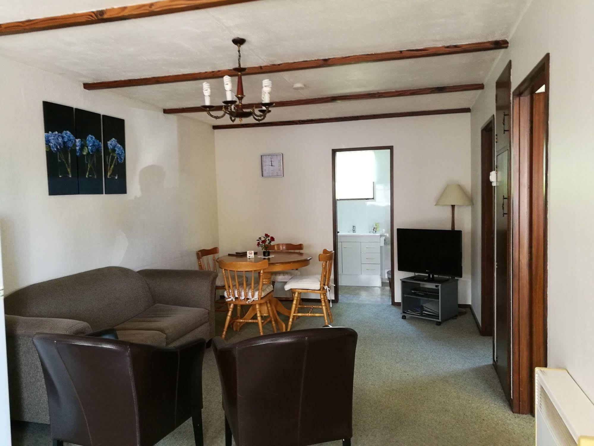Hacienda Motel Invercargill Bagian luar foto