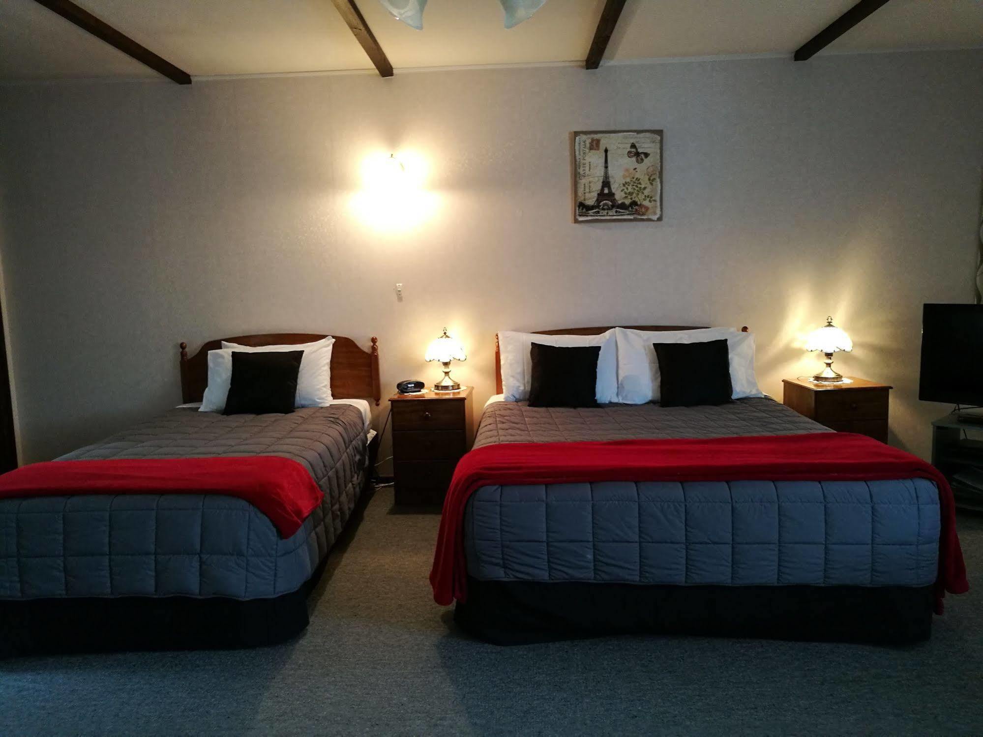 Hacienda Motel Invercargill Bagian luar foto