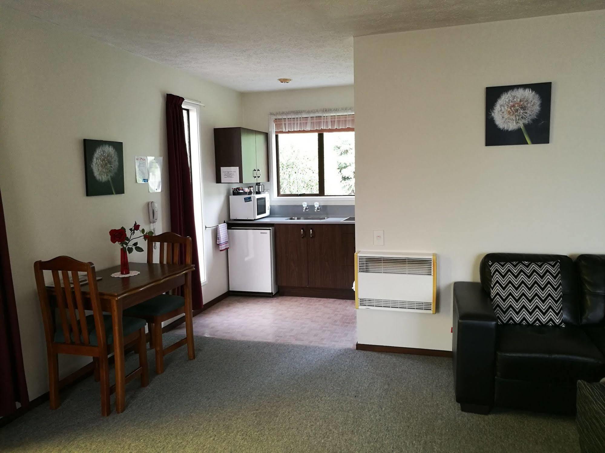 Hacienda Motel Invercargill Bagian luar foto